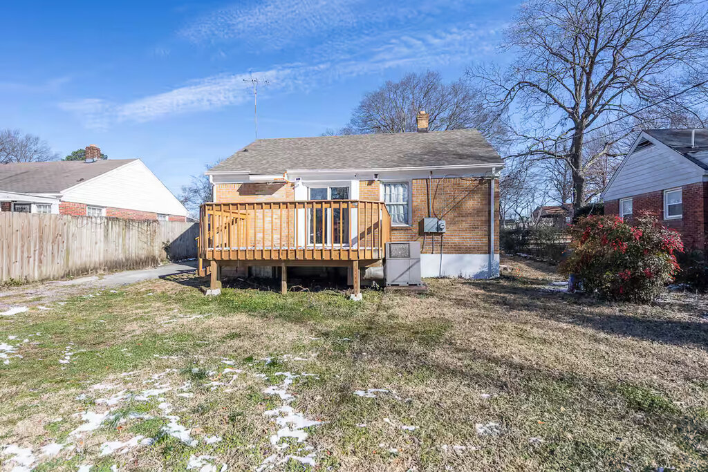3557 Carrington Rd