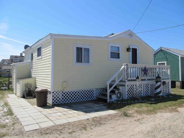 single-family home for Rent in Narragansett
