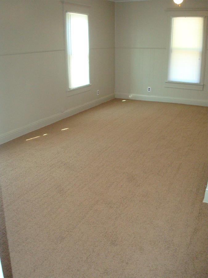 254 N Oakdale, Salina, KS 67401 Prime Property