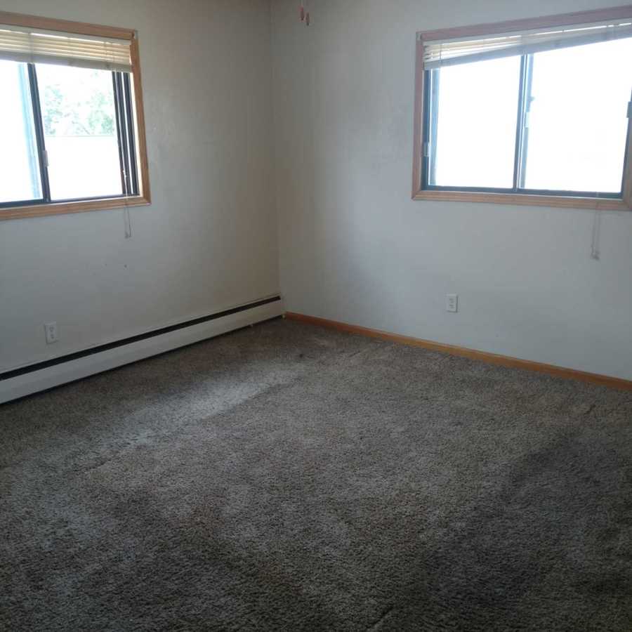 976 Robert St 301, West St. Paul, MN 55118 EIG Property Management