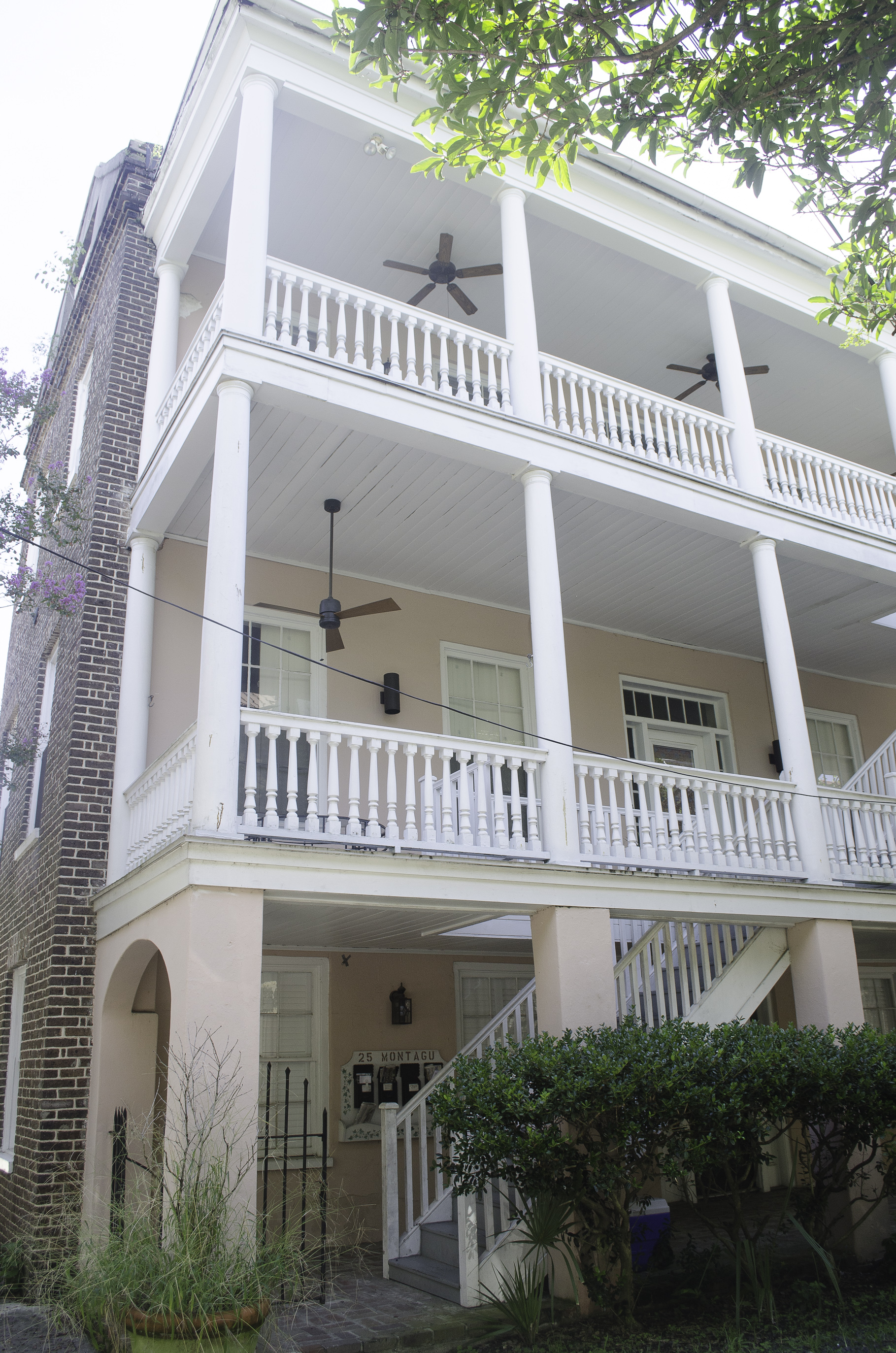 Apartment for Rent in Charleston