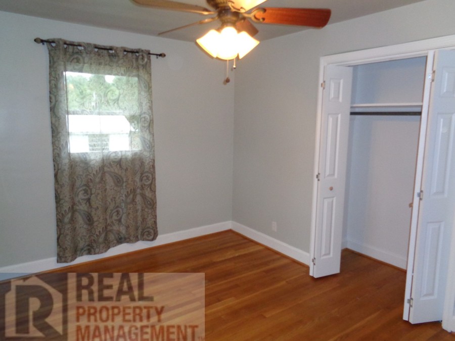718 Glenn Street, Kernersville, NC 27284 Real Property Management of