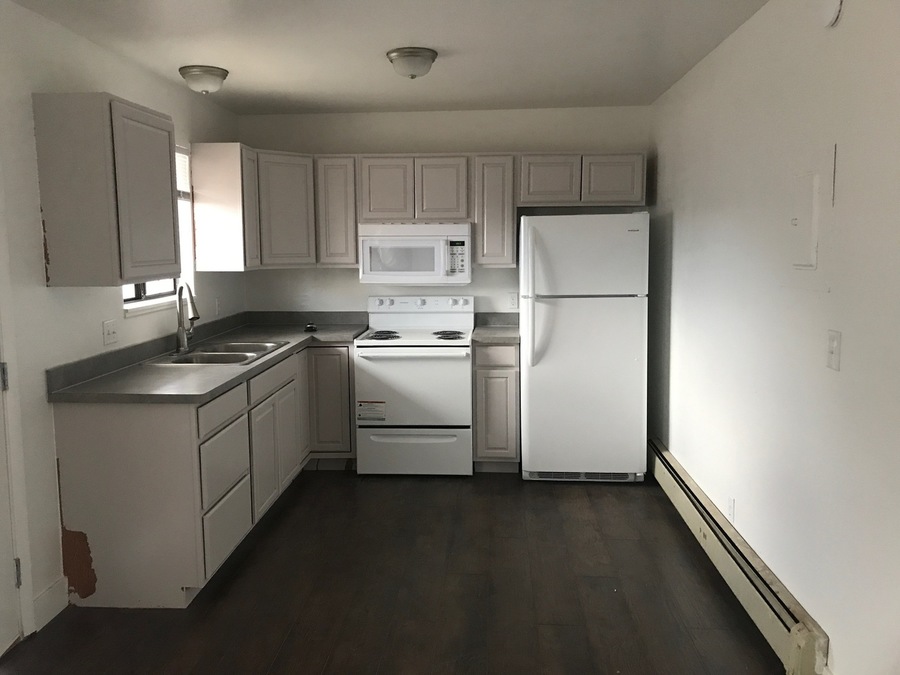 160 S Main St Unit 4, Roosevelt, UT 84066 Real Property Management