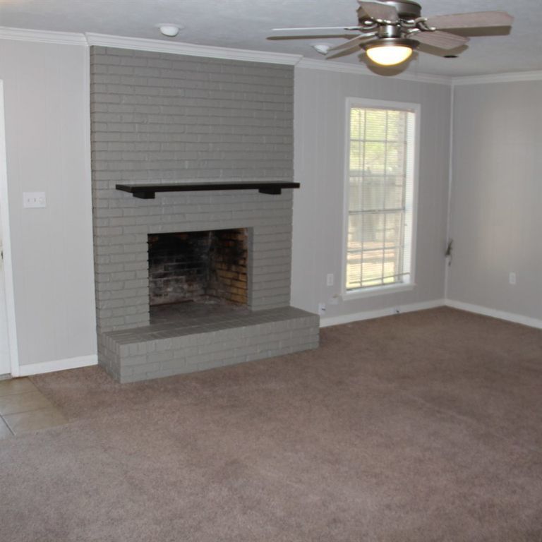 114 Poplar Dr, Brandon, MS 39047 Damon Wofford Realty