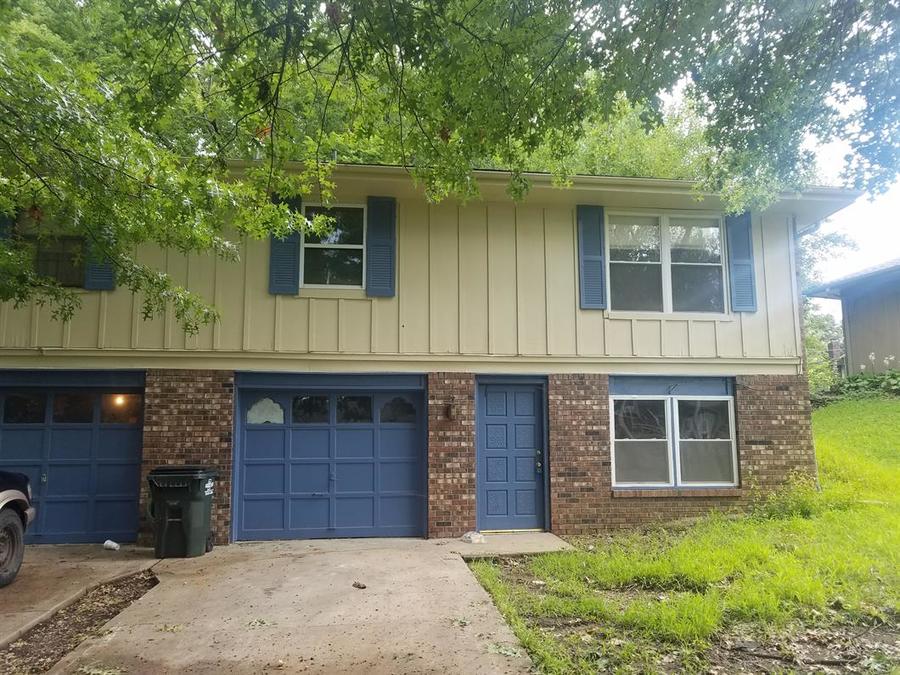 2508 NW 6th, Blue Springs, MO 64014 CJ Real Estate, Inc