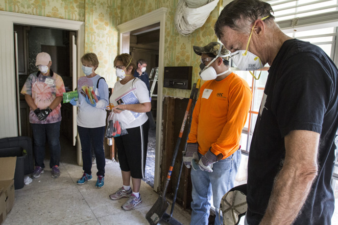 Volunteers from Chapelwood United Methodist Church in Houston 
