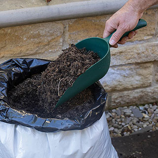 Premium Professional Compost 110 Litre Bundle + Multi-Purpose Trowel