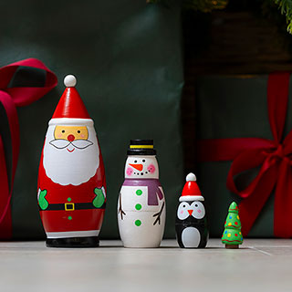 Santa's Secret! 4 in 1 Festive Figurines