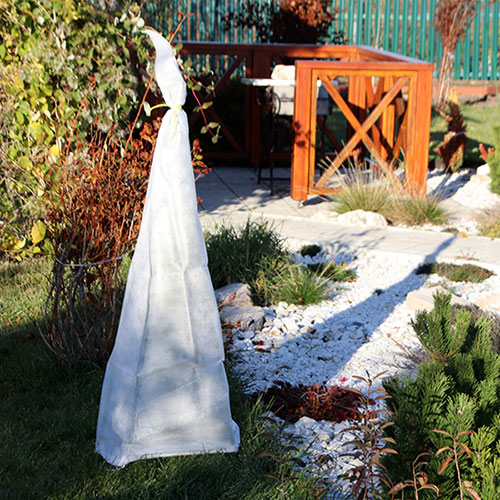 Frost Protection Fleece Roll 15m x 1m Frost Protection Fleece Roll 15m x 1m