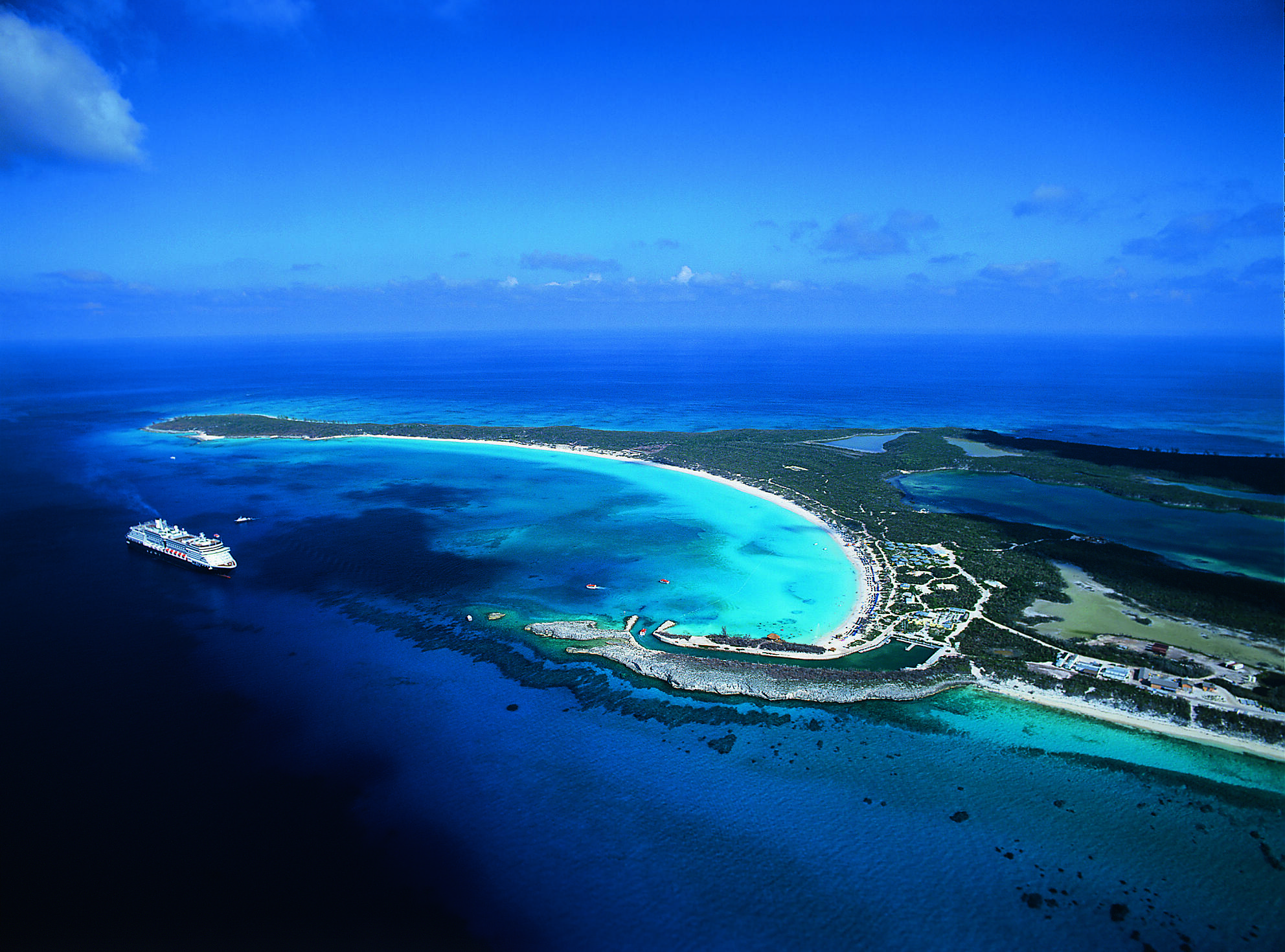 Your Guide to Half Moon Cay Cabanas