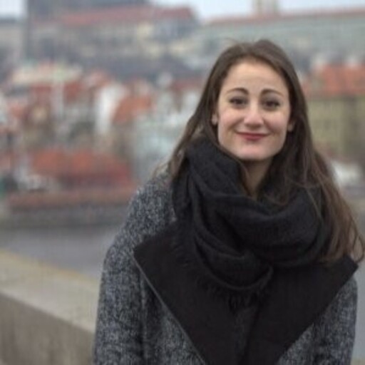 alexa-becker Alexa Becker