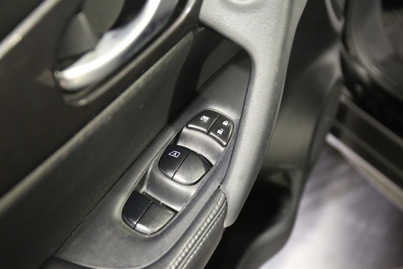 nissan Rogue 2020 - 16