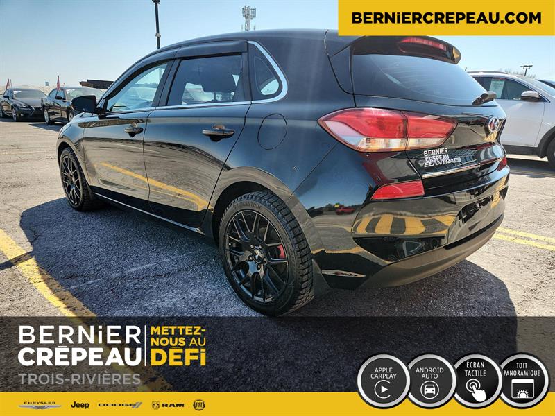 Hyundai Elantra GT 3