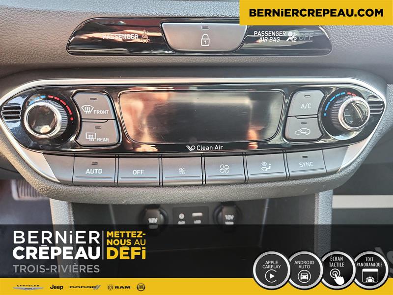 Hyundai Elantra GT 14