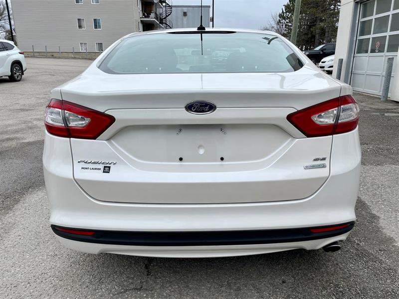 Ford Fusion 6