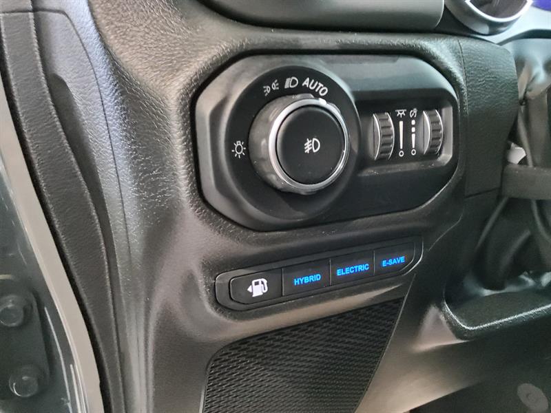 Jeep Wrangler 4xe PHEV 9