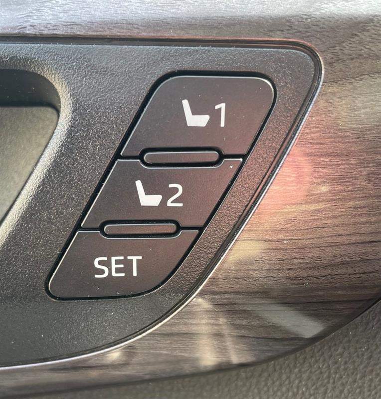 Toyota Highlander 23