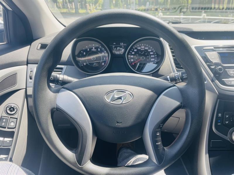 hyundai Elantra 2016 - 17