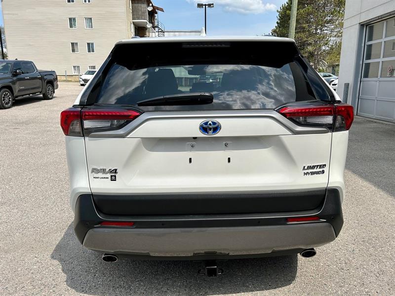 Toyota RAV4 6