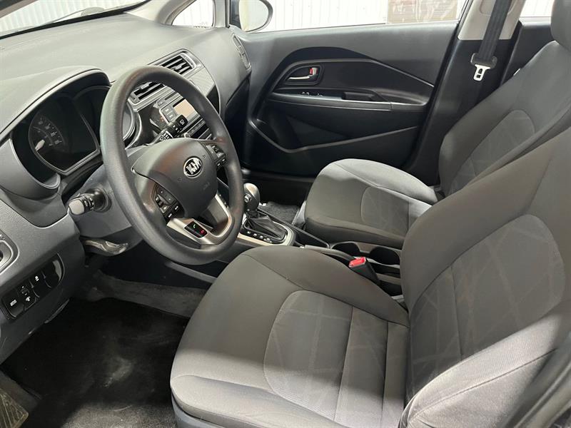 kia Rio 2016 - 10