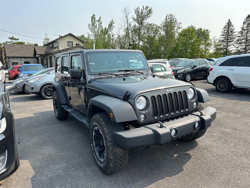 Véhicule Jeep Wrangler Unlimited 2014 Usagé à vendre à Quebec, Québec