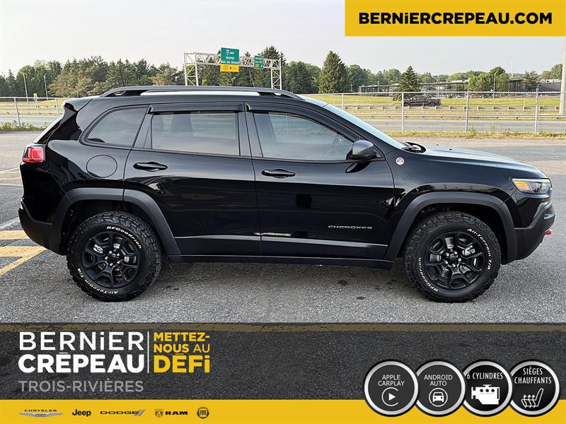 Jeep Cherokee 6