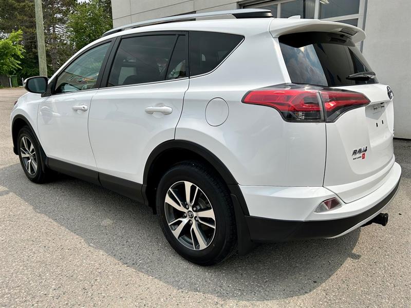 Toyota RAV4 8