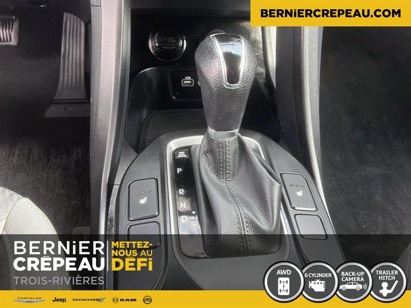 Hyundai Santa Fe XL 14