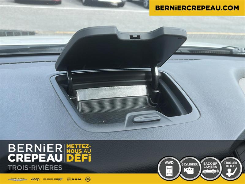 Hyundai Santa Fe XL 16