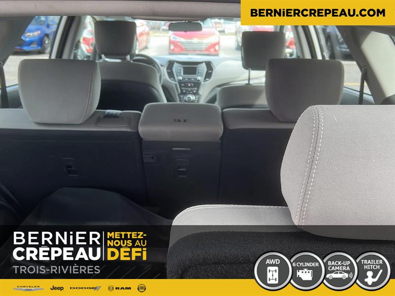 Hyundai Santa Fe XL 19