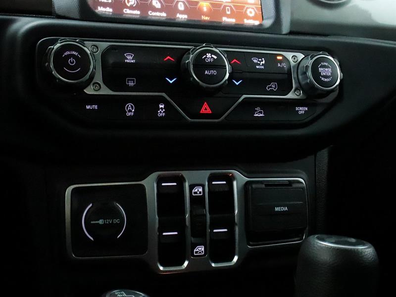 jeep Wrangler 2021 - 26