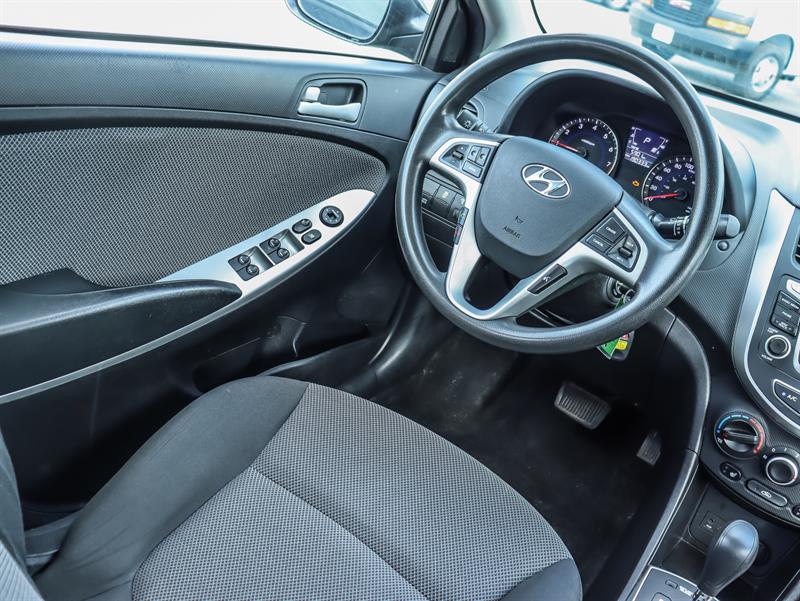 Hyundai Venue 10