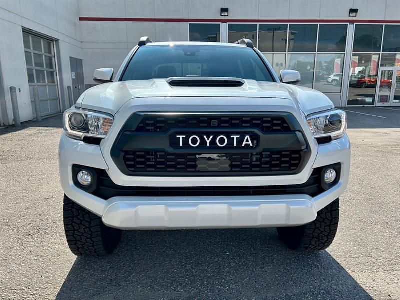 Toyota Tacoma 2