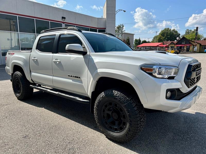 Toyota Tacoma 3