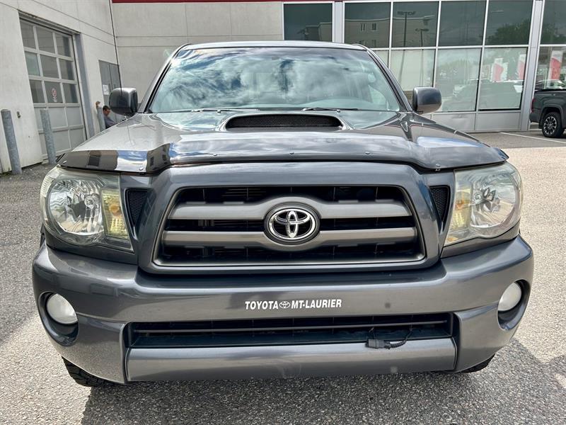 Toyota Tacoma 2