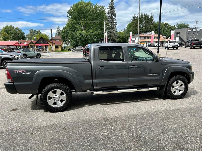 Toyota Tacoma 4