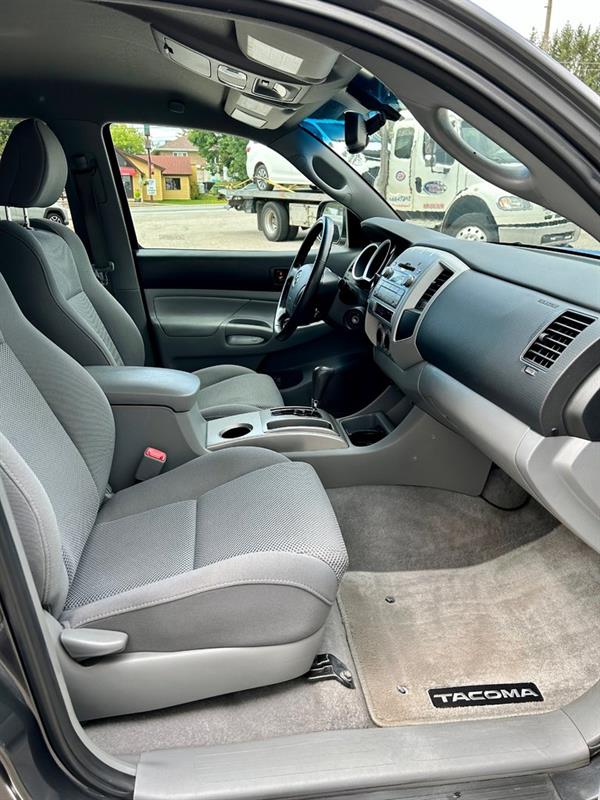 Toyota Tacoma 12