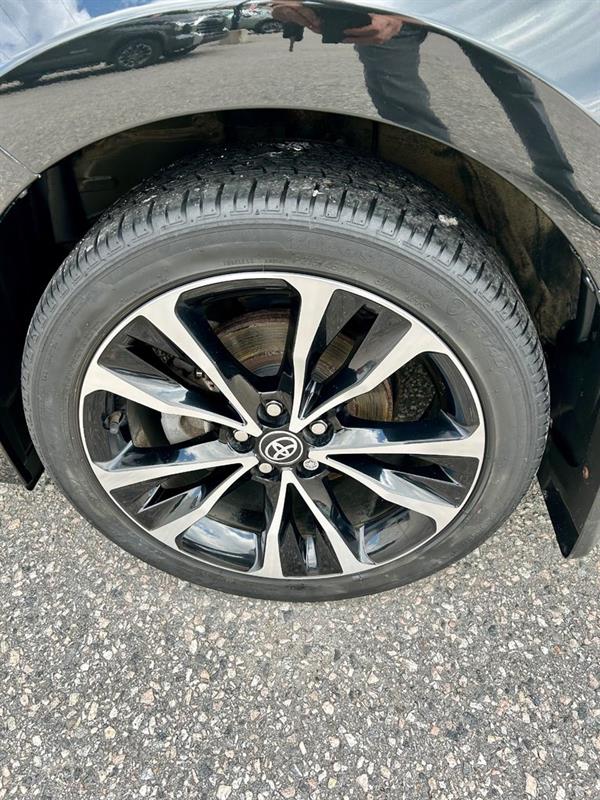 Toyota Corolla 9
