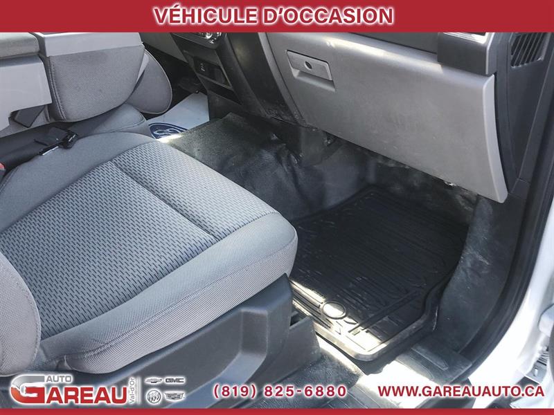 ford Super Duty F-250 SRW 2020 - 24