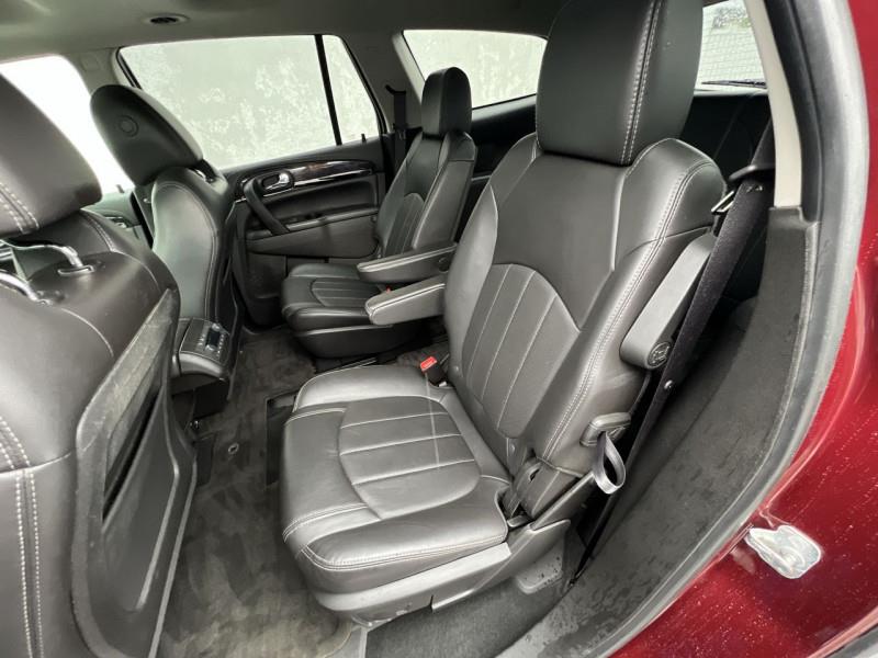 buick Enclave 2017 - 27