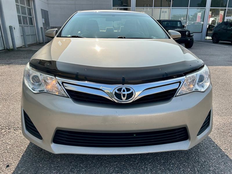 Toyota Camry 2