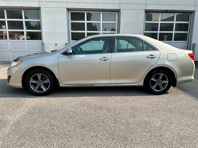 Toyota Camry 8
