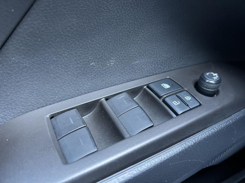 toyota Camry 2021 - 17