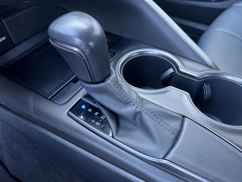 toyota Camry 2021 - 23