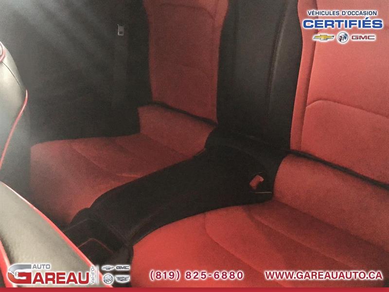 chevrolet Camaro 2019 - 24