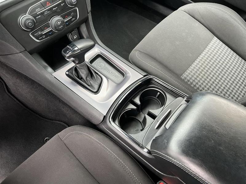 dodge Charger 2021 - 24