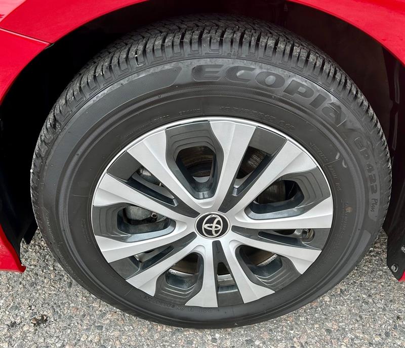 Toyota Prius Prime 9