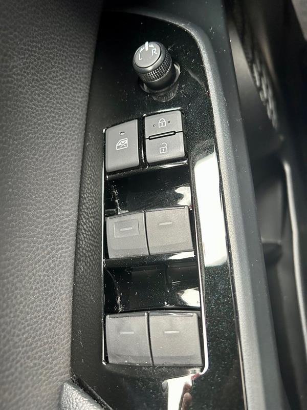 Toyota Prius Prime 17