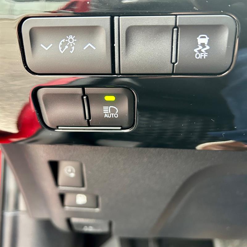 Toyota Prius Prime 19