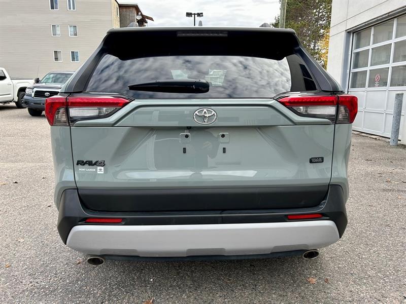 Toyota RAV4 6
